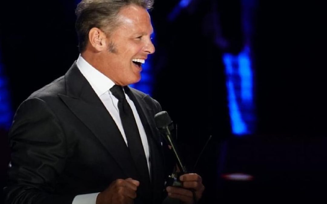¡Luis Miguel luce irreconocible!
