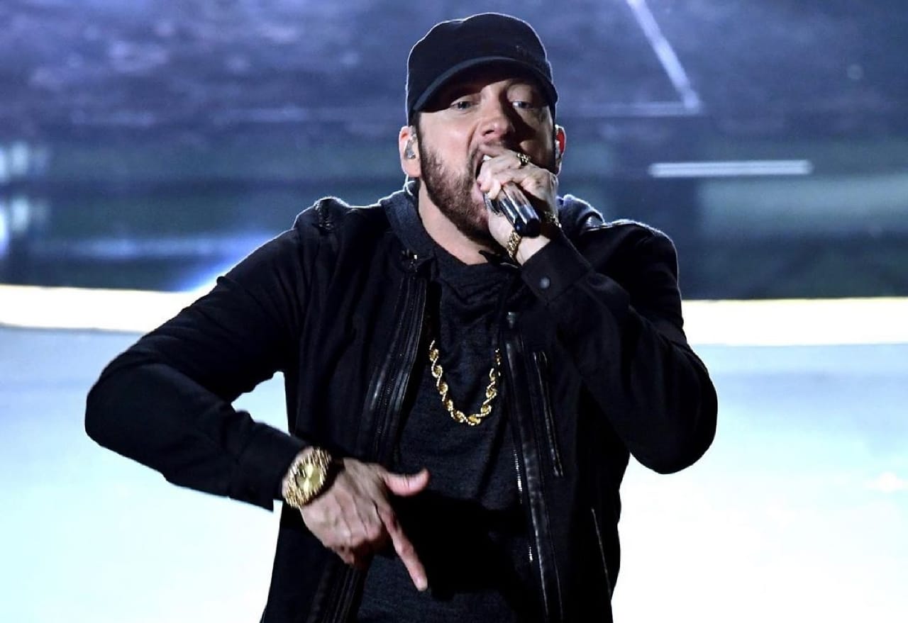 Actuación de Eminem sorprende en la Gala de los Oscar