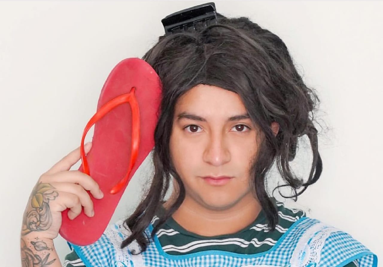 Disfruta una noche de comedia