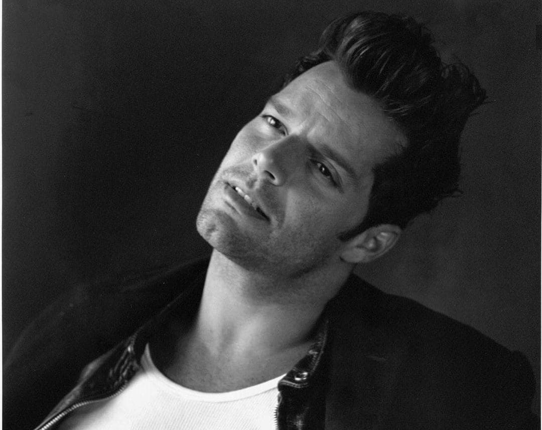 Ricky Martin graba su nuevo video musical con el celular