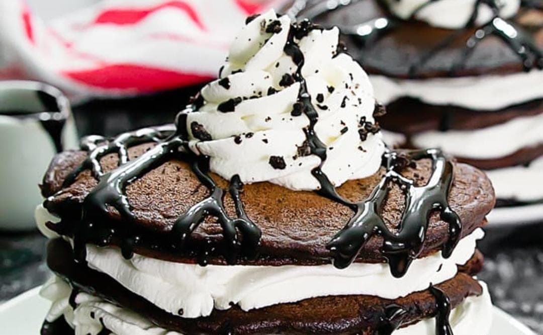 Deliciosos hot cakes de galleta óreo