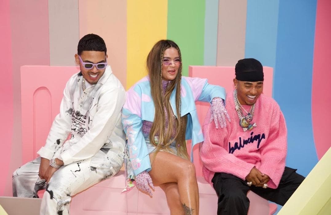 Ozuna lanza remix de «Caramelo» junto a Karol G y Myke Towers