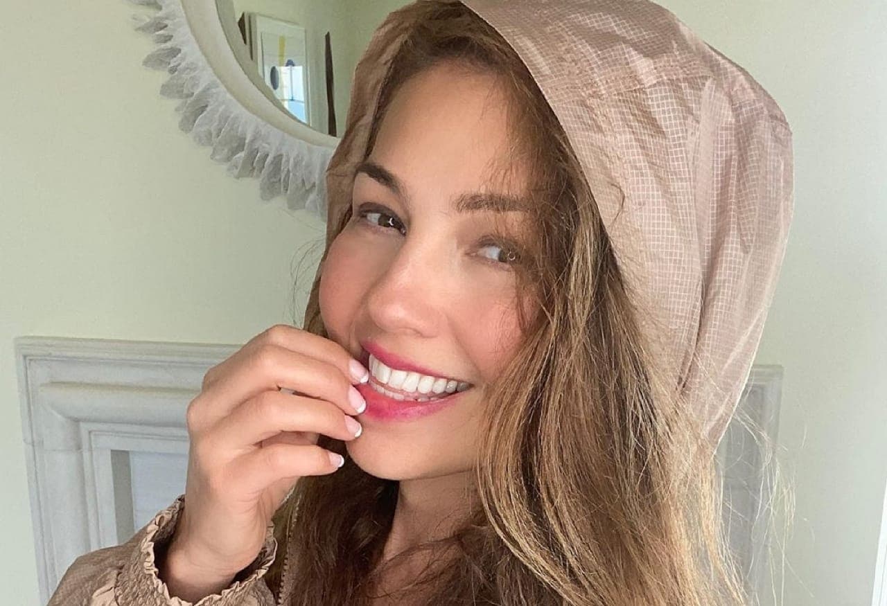 Thalía vive momento de nostalgia al recordar su pasado