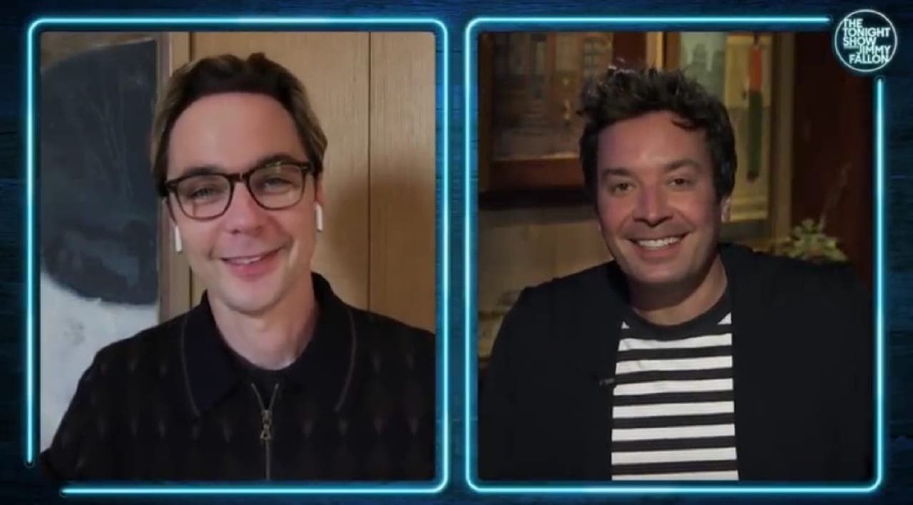 Jim Parsons confesó haber padecido Covid-19 en el programa The Tonight Show de Jimmy Fallon