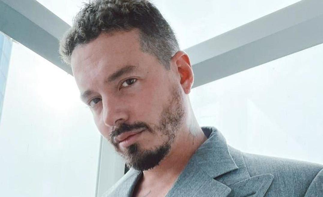 J Balvin causa polémica por ignorar a Shakira
