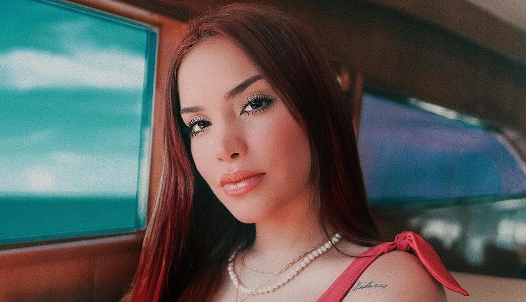 Kimberly Loaiza sorprende con cambio de look