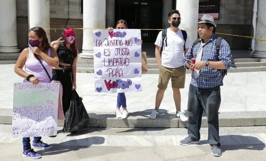 YosStop: marcha en apoyo a la Youtuber fracasa