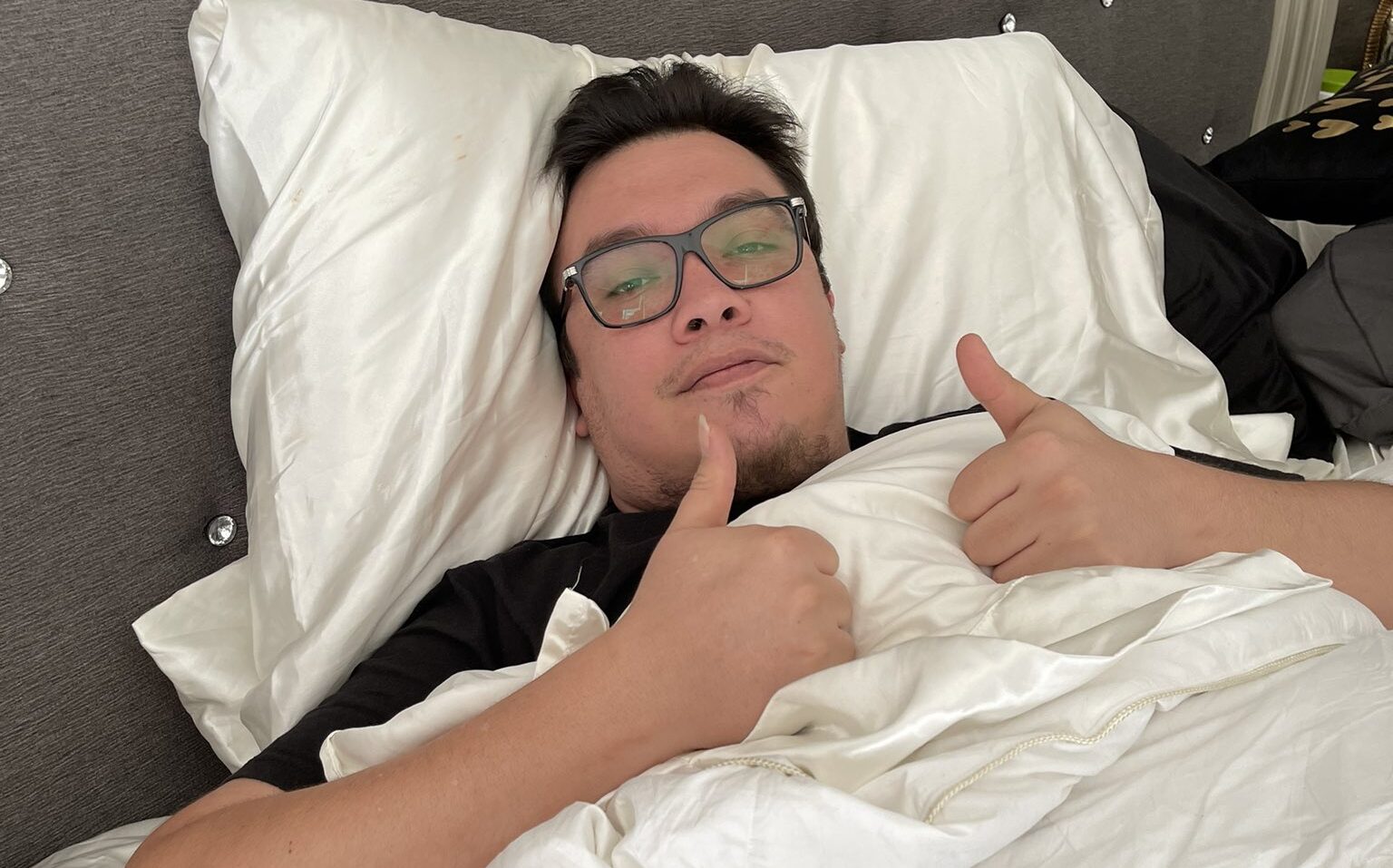 Franco Escamilla confirma que dio positivo a Covid-19